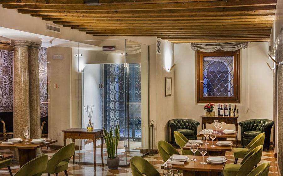 Sonder Salute Palace 3* Venedig