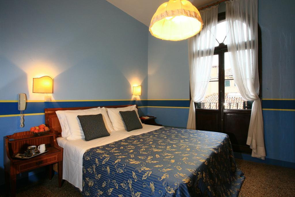 Sonder Salute Palace Venedig